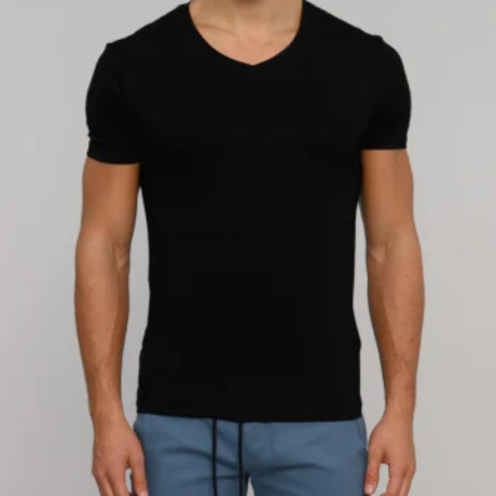 ESNTL'S Black V-Neck